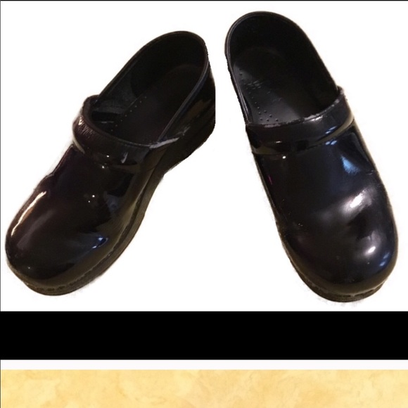 Dansko clogs - Picture 1 of 8